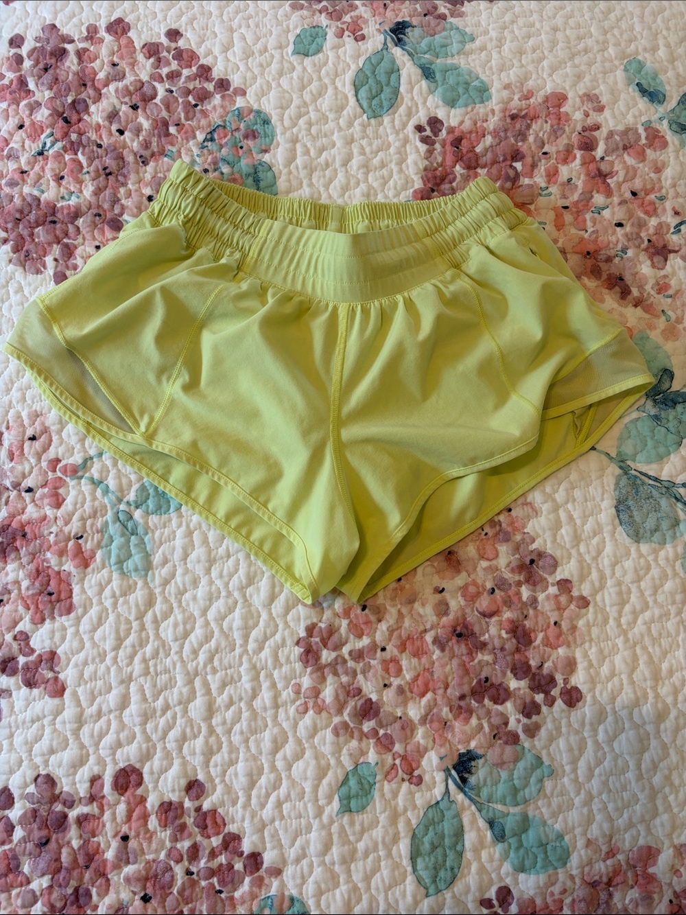 Lululemon Hotty Hots